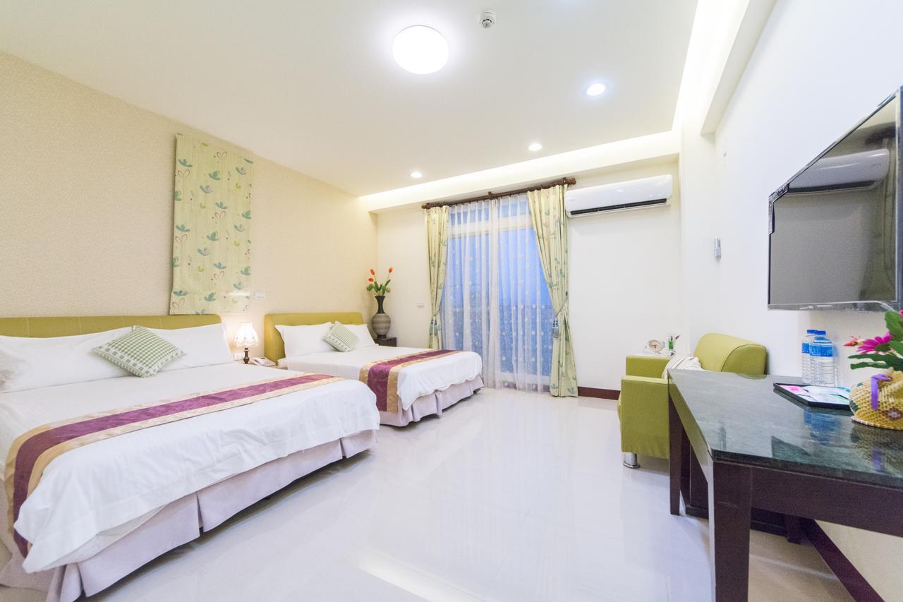 Xin Jing Zhan Homestay Hualien City Exterior foto