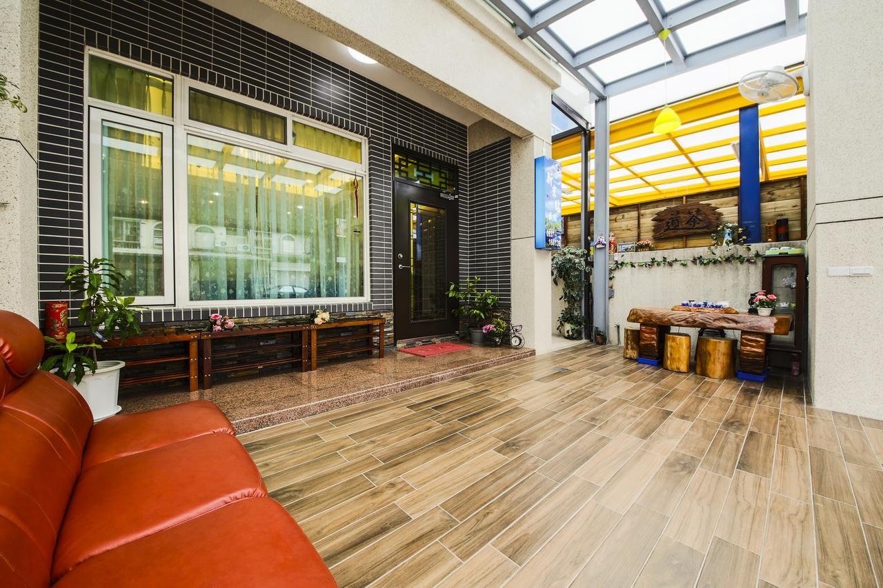 Xin Jing Zhan Homestay Hualien City Exterior foto