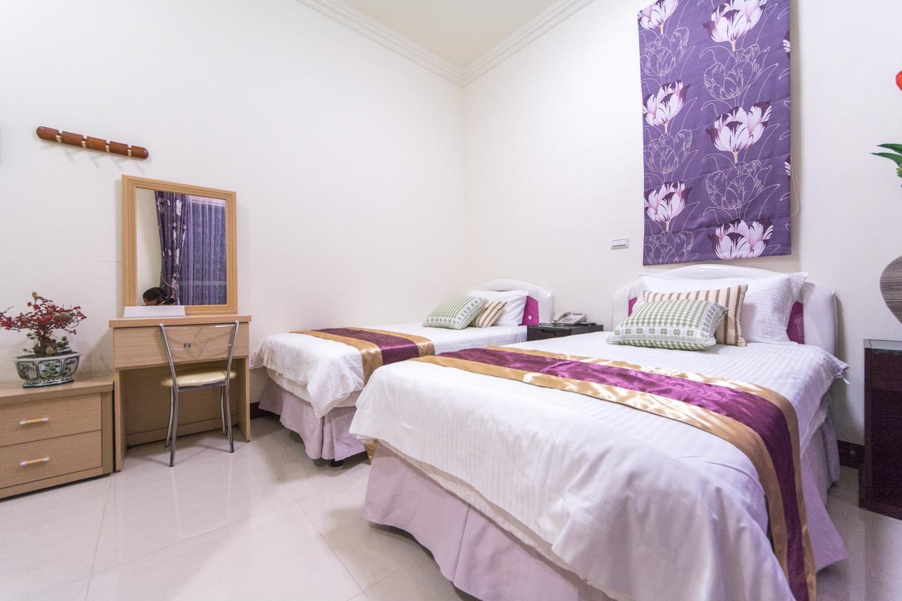 Xin Jing Zhan Homestay Hualien City Exterior foto
